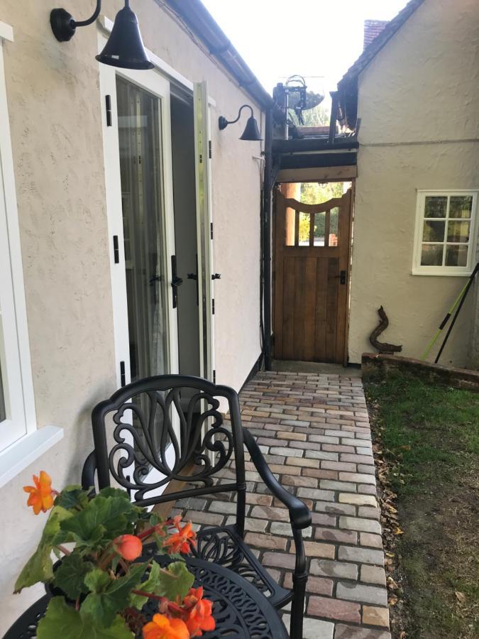 Corner House Luxury Bnb Little Dunmow Exterior foto